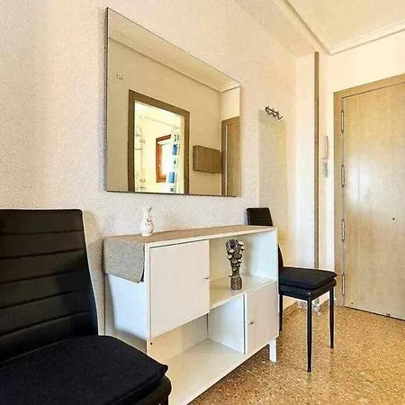 Espanhouse Vera Torreblanca تورّيفيِخا